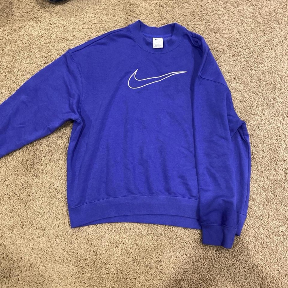 Nike Women’s Crewneck